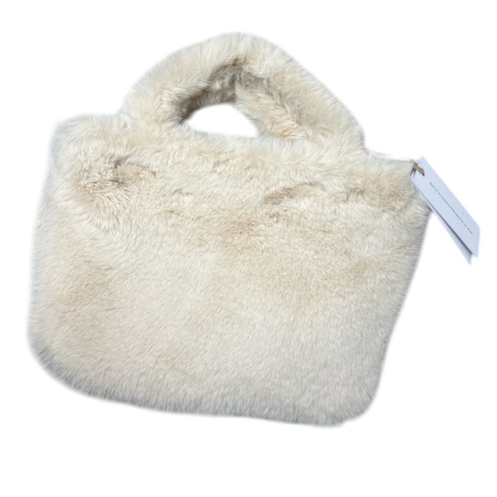 E|N expressions NYC faux fur super soft beige white chain crossbody handbag